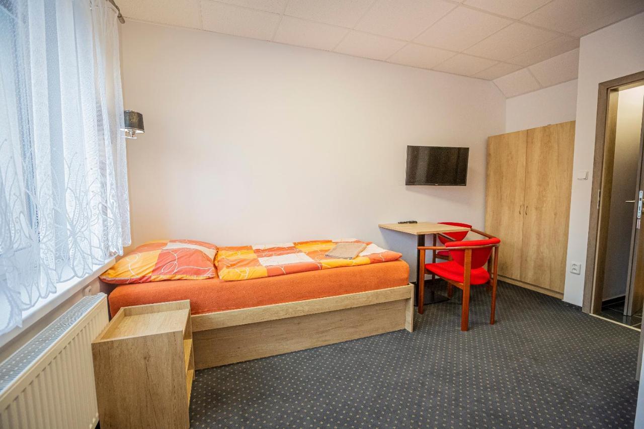 Hotel Rabbit Trhovy Stepanov Exterior photo